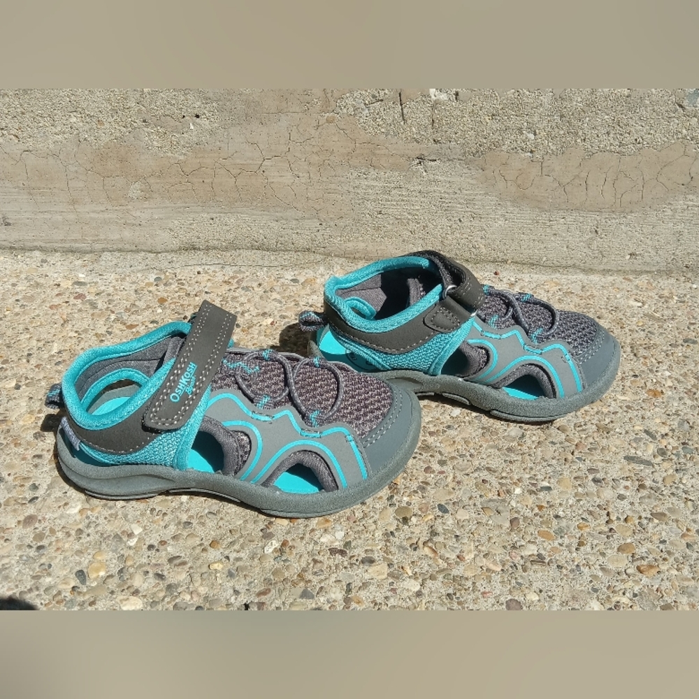 💥💥3 for $10💥Boys OshKosh B'gosh sandals - Picture 4 of 12